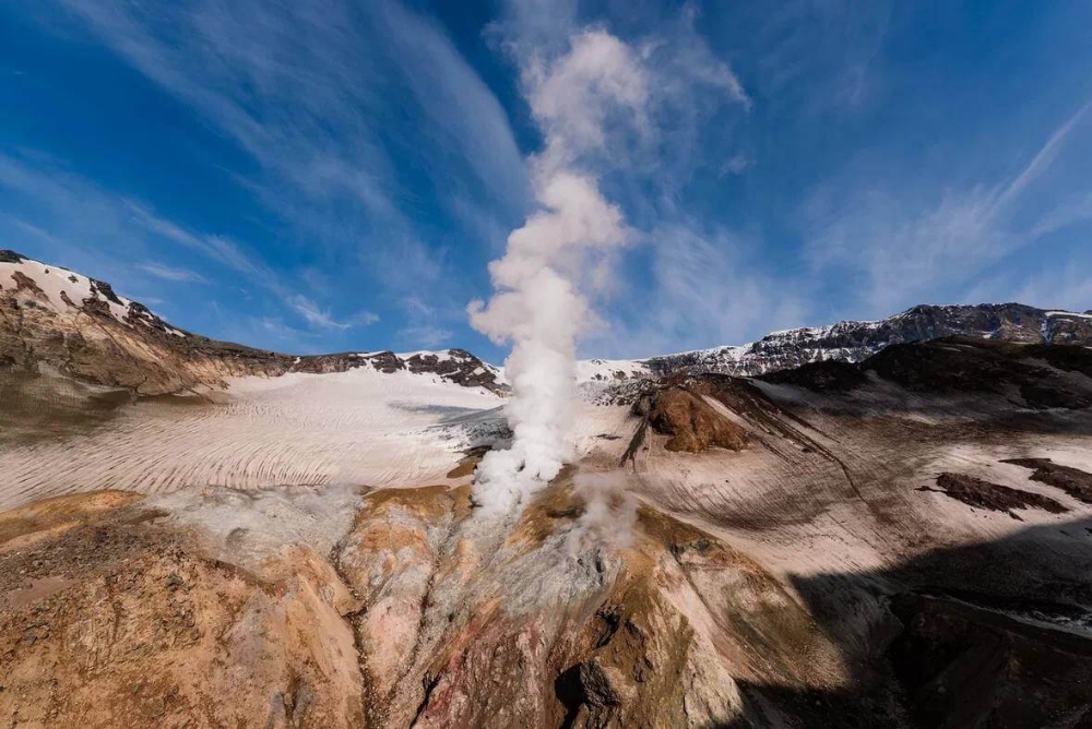 Vulkan_mutnovskiy_Kamchatka_krasivaya_priroda